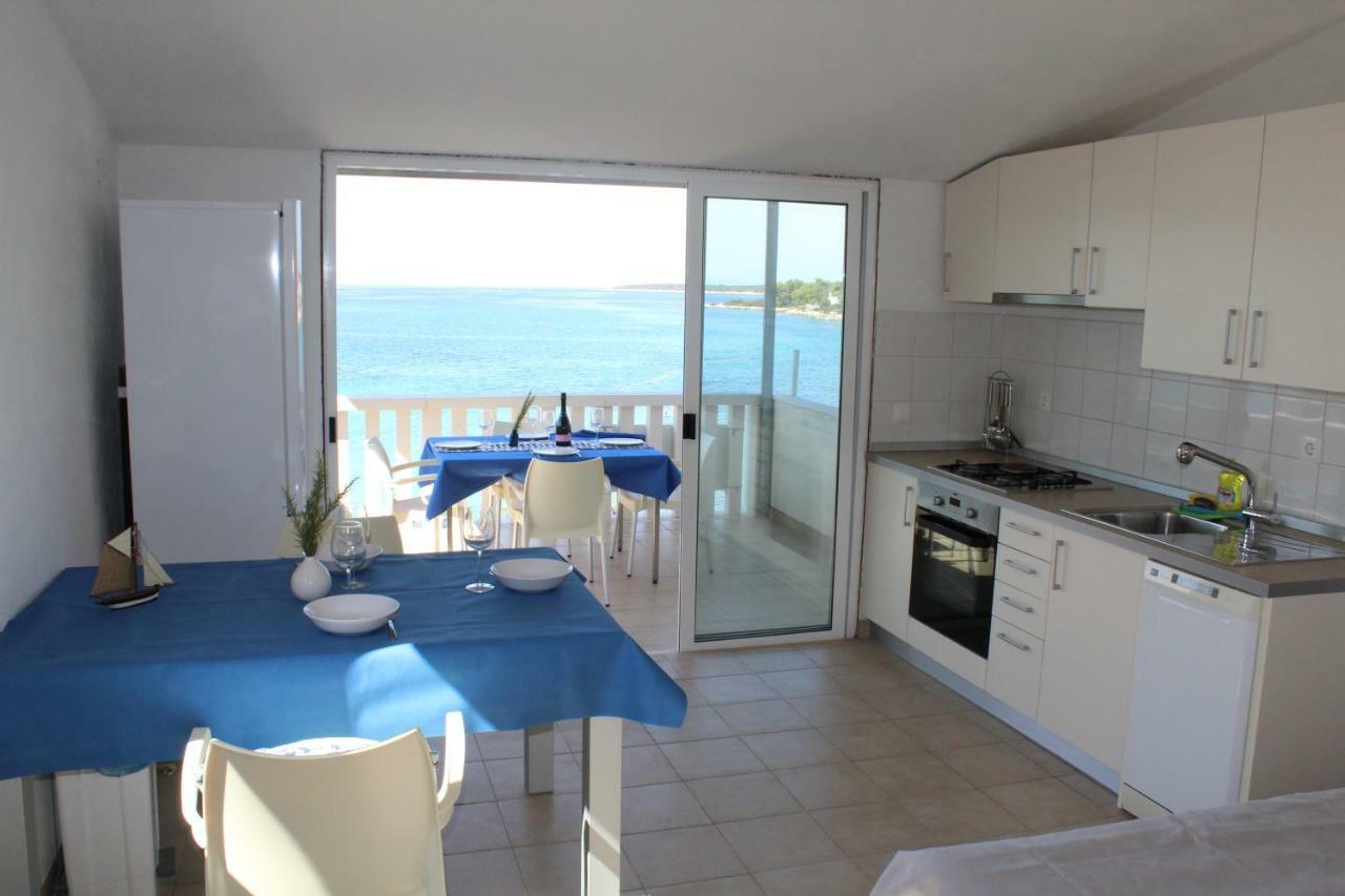 Apartments Andrea Vela Luka Luaran gambar